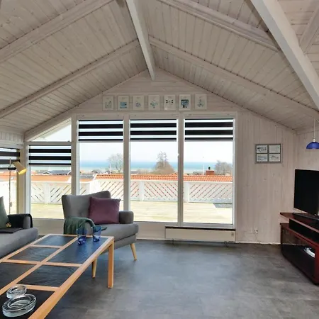 Two-bedroom Holiday In Bjert *