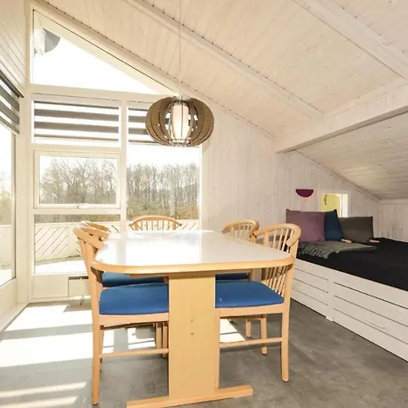 Two-bedroom Holiday In Bjert Binderup Strand