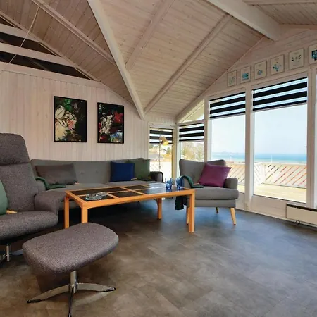 Two-bedroom Holiday In Bjert Binderup Strand