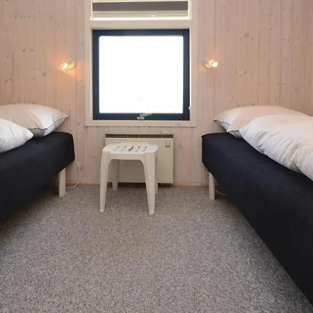 בית נופש Two-bedroom Holiday In Bjert